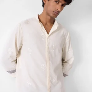 white shirts for men